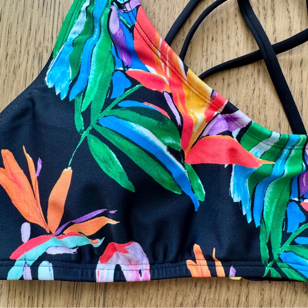 Eidon Tropical Print Bikini Top Size S - Bottom Size XS - NWT - Picture 3 of 11